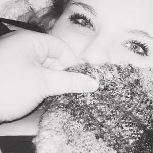 Meet your Posher, Mikelynn